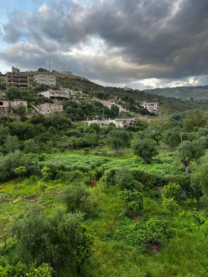 Appartamento Ilias Family Rooms Himare Albania