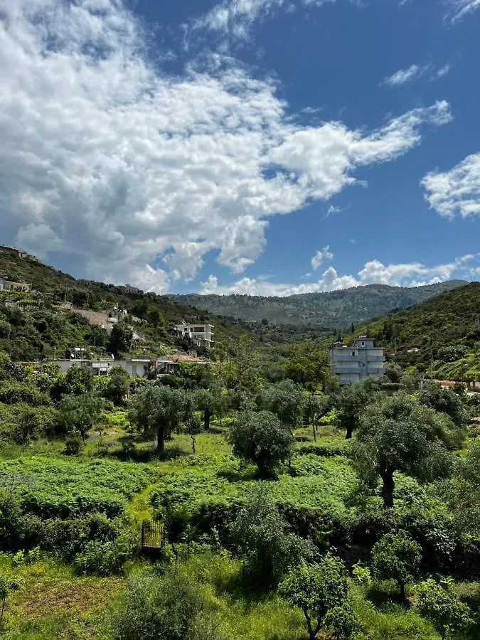 Ilias Family Rooms Himare