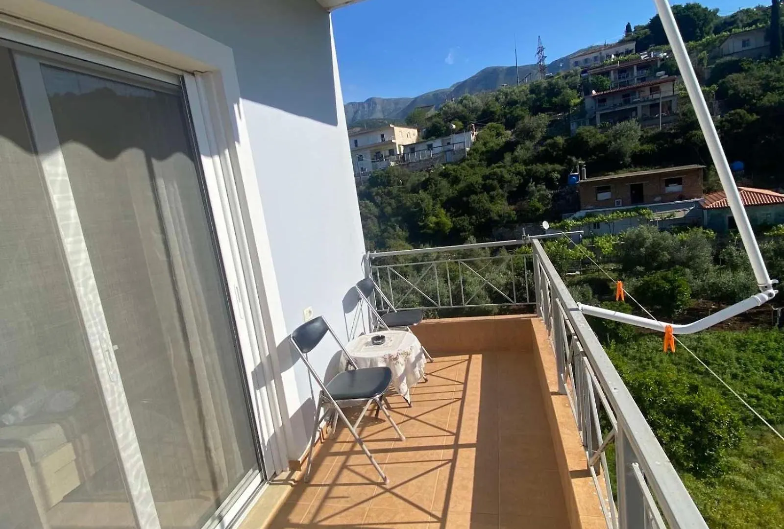 Appartamento Ilias Family Rooms Himare Albania